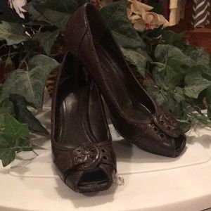 AIGNER PEEP TOE HEELS